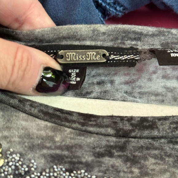 Miss Me Black and Gray Cap Sleeve Embellished Blouse, size S - Picture 9 of 10